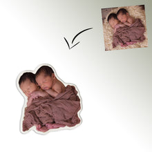 Lade das Bild in den Galerie-Viewer, Personalisiertes Baby Formkissen™